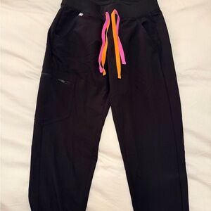 Women’s Figs Zamora Jogger Scrub Pants with Pink and Orange Accent Drawstrings
